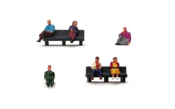 Hornby OO Sitting People