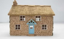 Hornby OO Skaledale The Cricket Pavilion -Hornby Express Outlet Store HOR R9853 4
