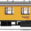 Hornby R40024 Network Rail, Mk1 Brake Composite Corridor, DB 975280 – Era 11